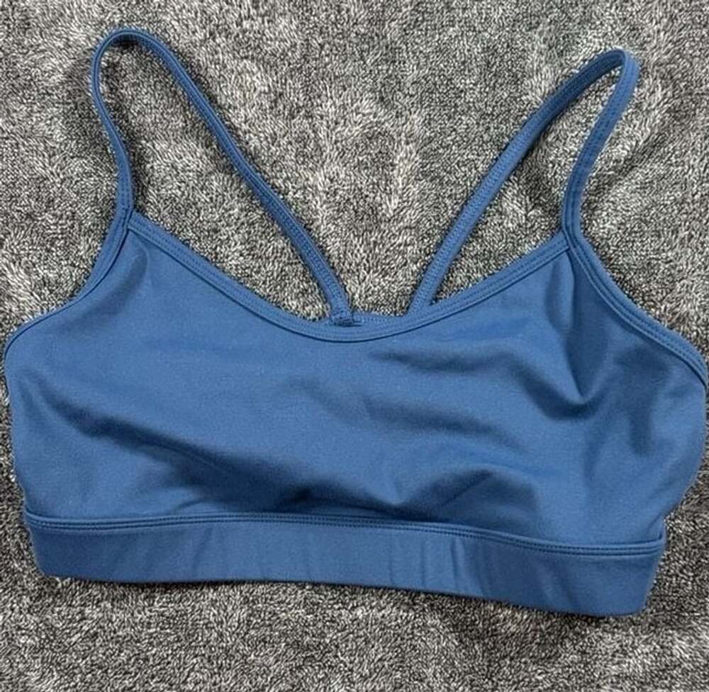 GapFit Studio Bra Size M Blue PowerYou Athletic Sports Bra